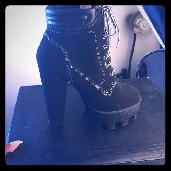 black platform bootie