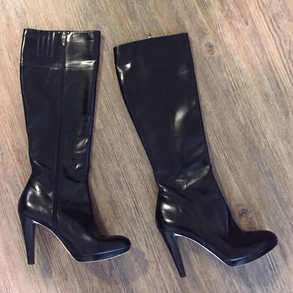 Via Spiga black leather boots