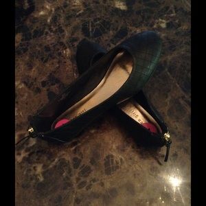 🌹Quilt Design Black Flats w/ Cute Zipper Detail🌹