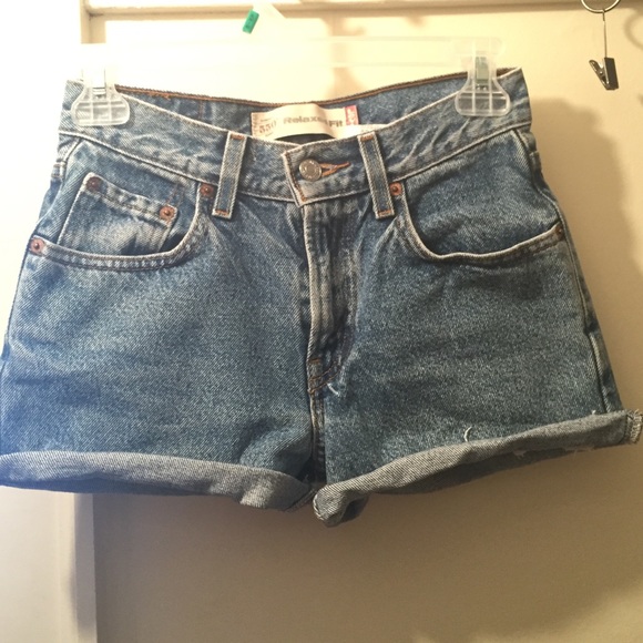 High wasted classic denim shorts