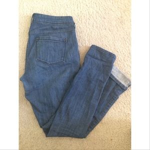 Denim skinny pants 💙