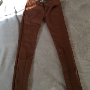 Carmel colored fitted jeans
