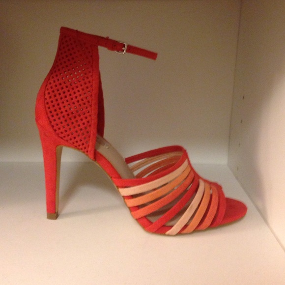 Zara Heels! - Picture 3 of 4