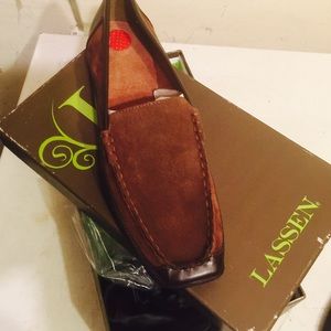 Brand new lessen loafers
