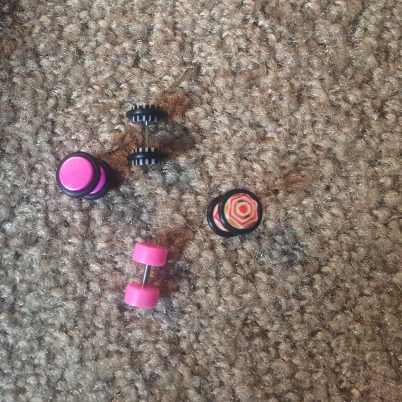 Fake gauges - Picture 2 of 3