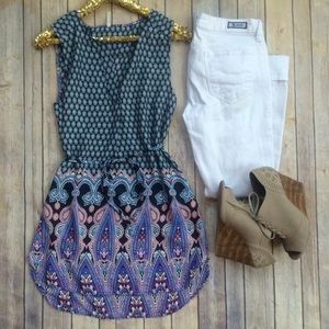 Patterned tunic with belt