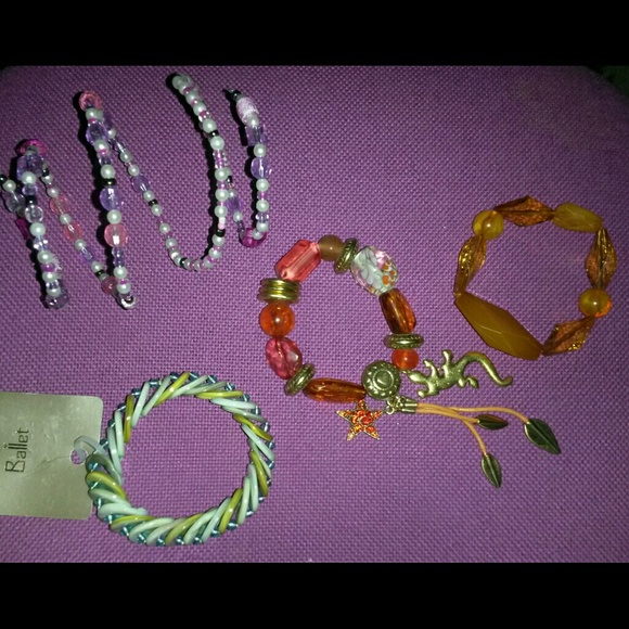 Jewelry - Picture 2 of 4