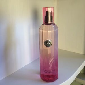 VS Bombshell Body mist 8.4 ounces