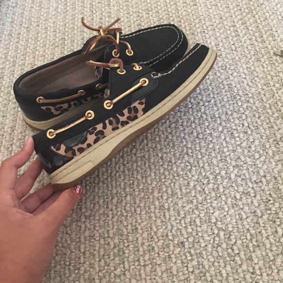 Sperry - Picture 2 of 4