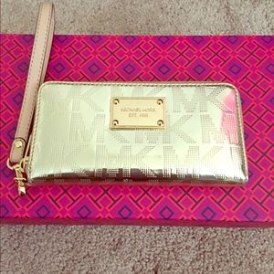 Michael Kors Gold signature Large Wristlet Wallet