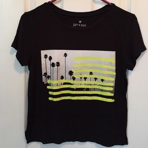 Soft & sexy top from AE sz M