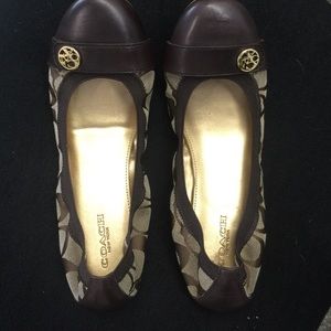 COACH Flats