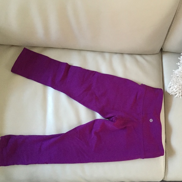 Lululemon wunder under reversible purple black 4