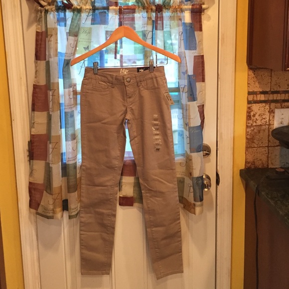 Beige Aeropostale Jeggings