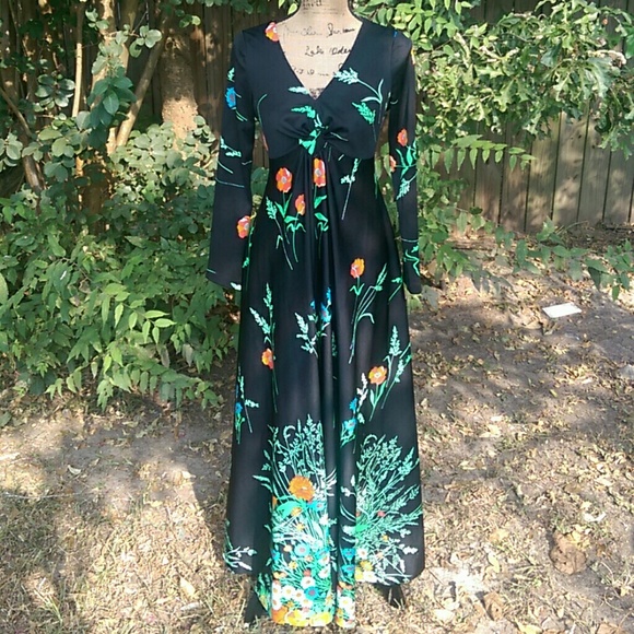 Floral long-sleeve maxi dress S-M
