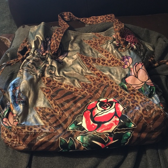 Large Ed Hardy purse!