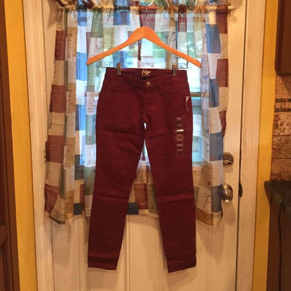Burgundy Aeropostale Jeggings