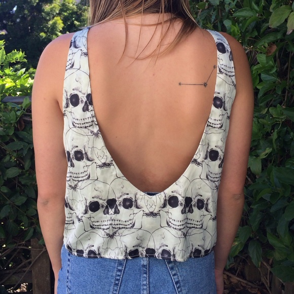 Silk skull tank
