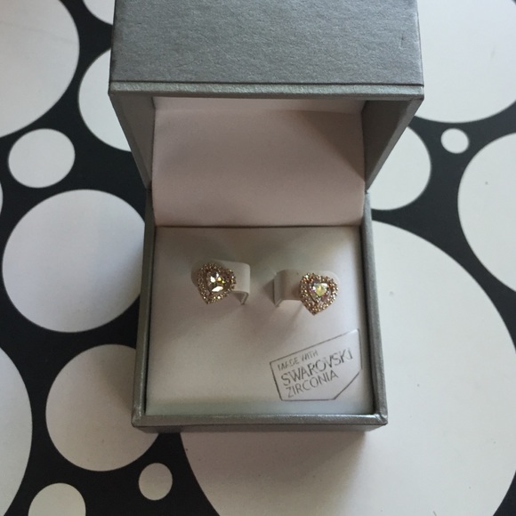 rose gold heart shaped earrings
