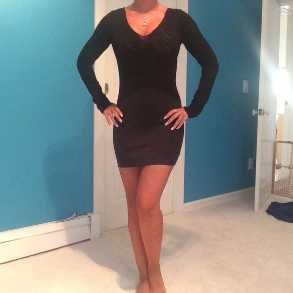 Black boulee dress - Picture 2 of 4