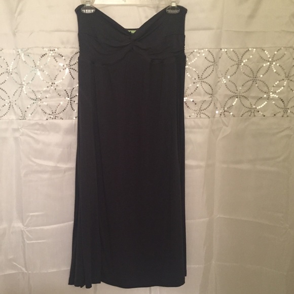 Grey strapless dress