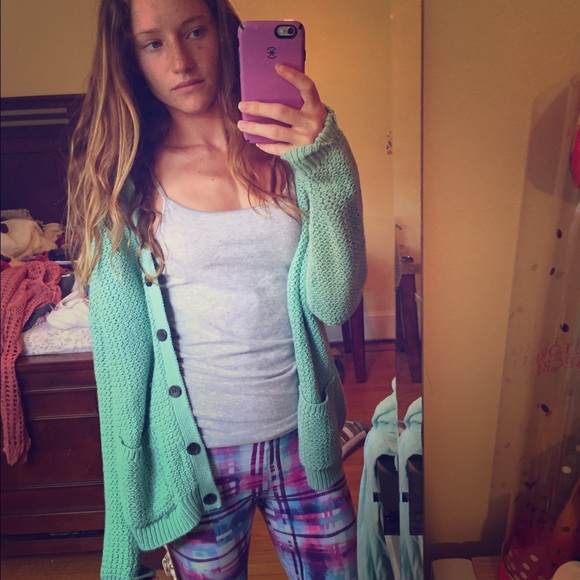 Mint Cream Knitted Sweater Urban