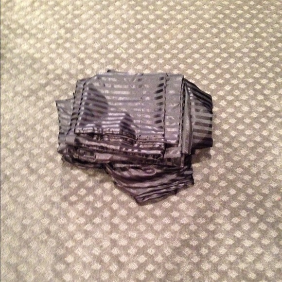 Black silk bedding sheets - Picture 1 of 1