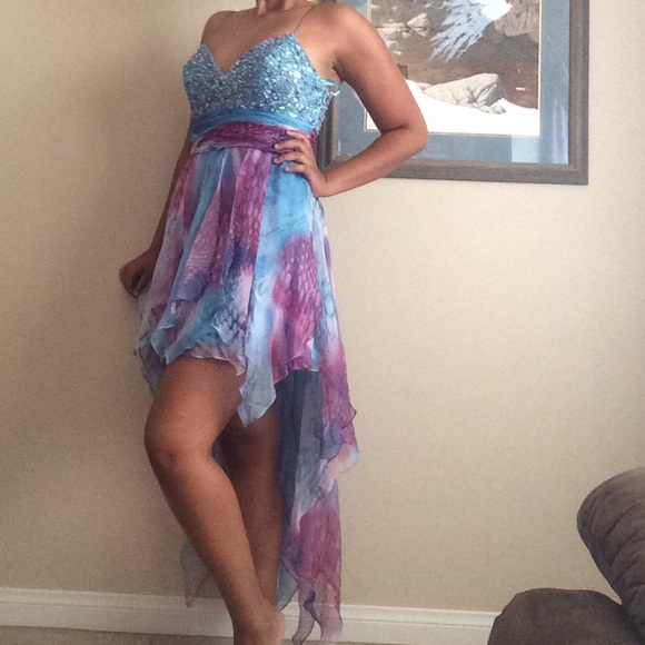 High-Low Formal Dress - Picture 4 of 4