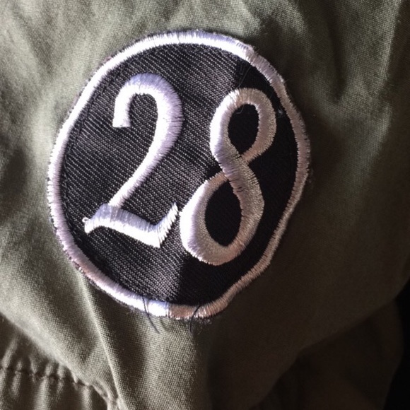 Punky patches button down - Picture 4 of 4