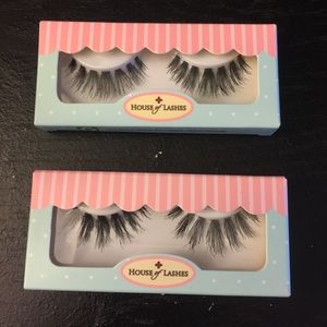 Eyelashes (2) sets