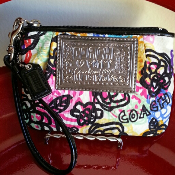 Coach Poppy Wristlet