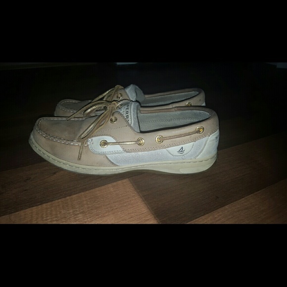 Sperry's - Picture 2 of 3