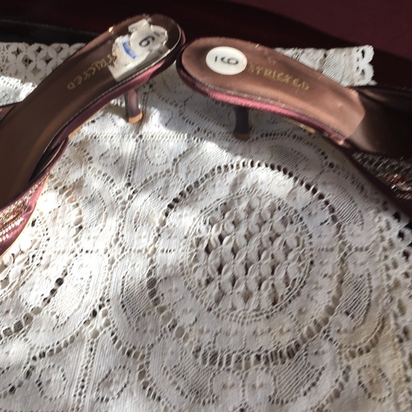 Shoes - Picture 2 of 2