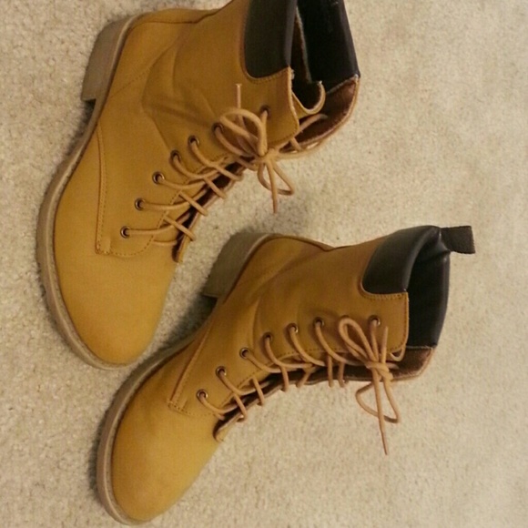 Faux hiking women boots