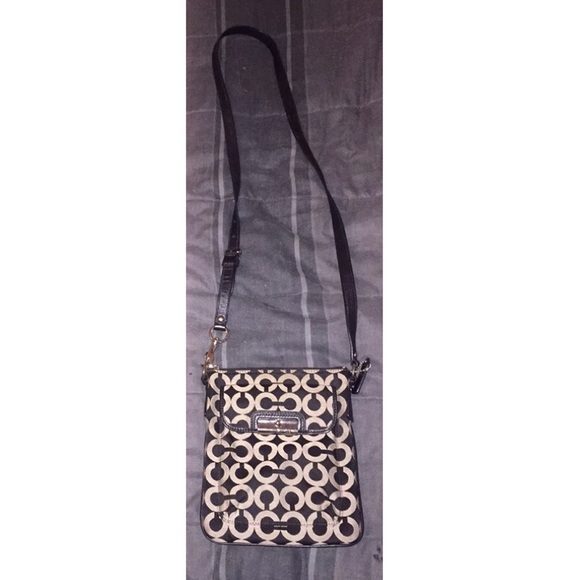 Coach crossbody - Picture 1 of 4