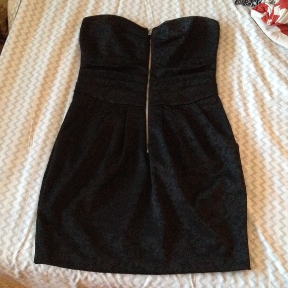 Sexy strapless black dress