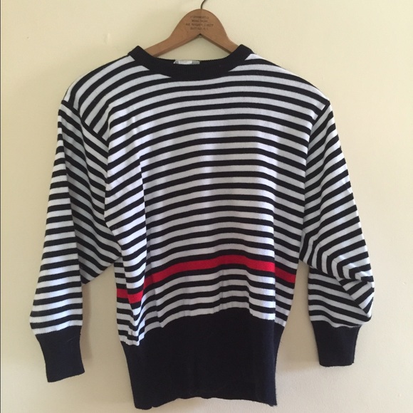 Vintage Black & White Stripe Sweater!