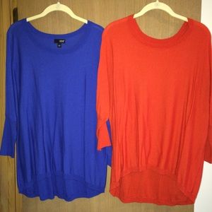 Set of 2 hi/lo style light weight style sweaters