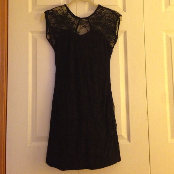 Black lace dress