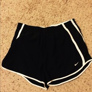 Hardly worn! Nike Dri-Fit Shorts!