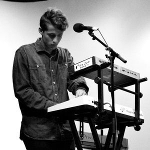 Meet your Posher, Adam