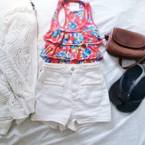 floral ruffle top