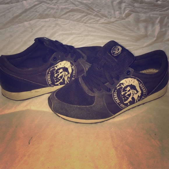 Diesel men black shoes.SALE TODAY ONLY