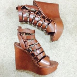 DVF Lexington Wedges - Sandalwood - Size 7