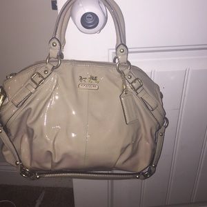 🔥REDUCED🔥 FIRM PRICE 💜Coach handbag💜