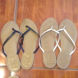 Thong sandals