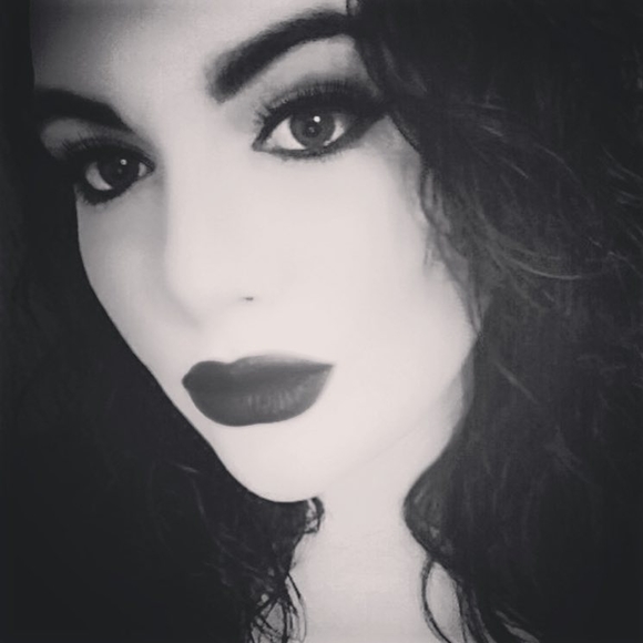 Meet your Posher, Kristina