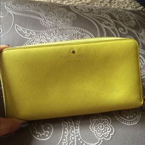 Kate Spade Cedar Street Lacey Wallet