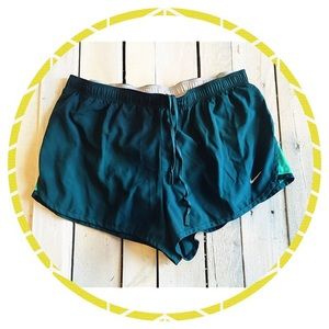 ⭐️Gently loved teal Nike Dry Fit running shorts⭐️