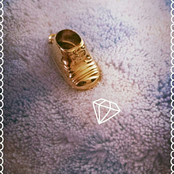 Booty charm